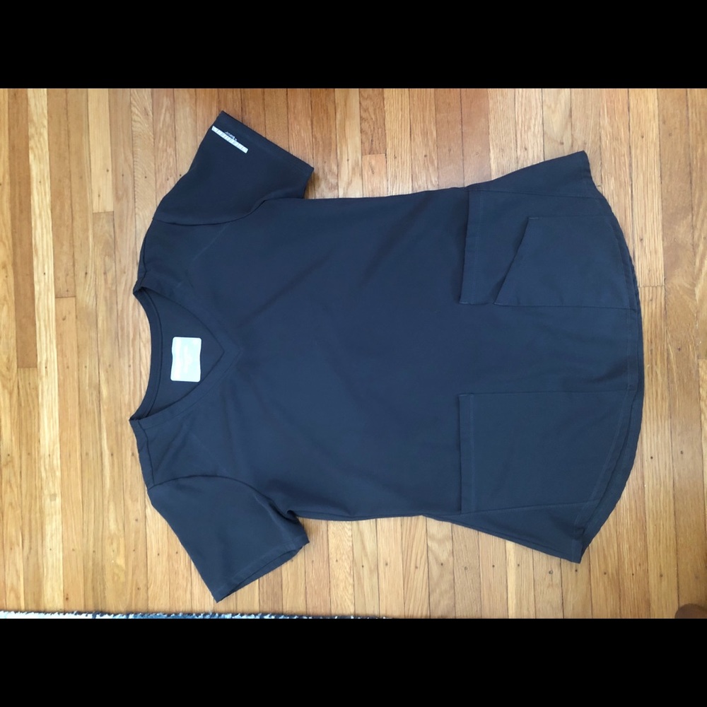 Sketchers scrub tops